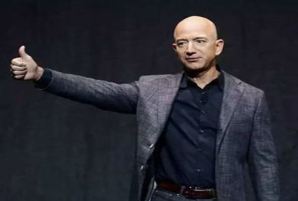 Amazon founder Jeff Bezos sued for not giving contract to Elon Musk company